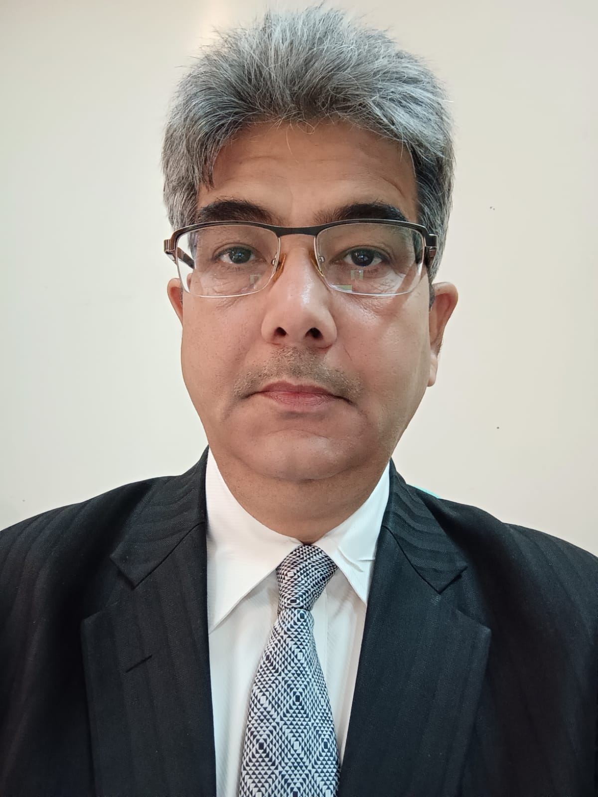 Dr. Pushpendra Kumar